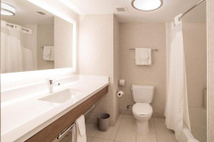 Holiday-Inn-Express-Porterville-04