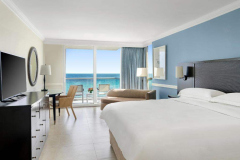 Hilton-Rose-04