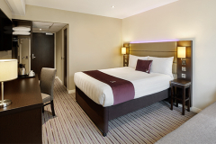 Premier-Inn-Kings-X-02